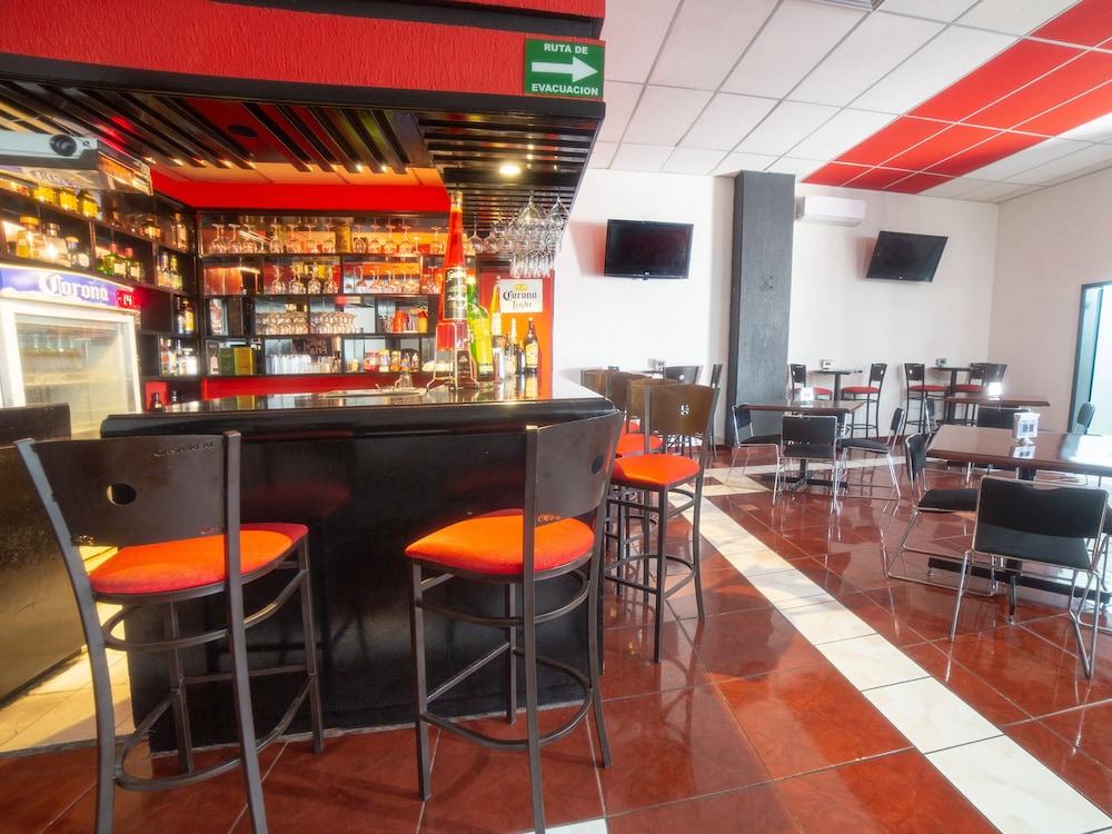 Capital O Hotel Casa Real Celaya Celaya  Exterior photo